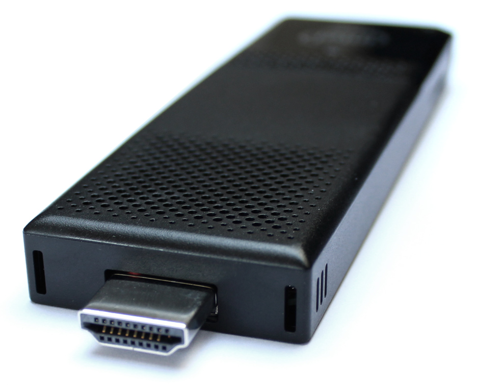 Der STK1AW32SC Compute Stick von Intel wird direkt in die vorhandene HDMI-Buchse eingesteckt.