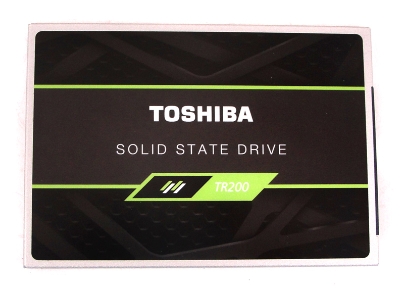 Die OCZ TR200 platziert Toshiba im Einsteiger-Bereich und möchte vor allem dort Platz finden, wo alte HDDs ersetzt werden sollen.